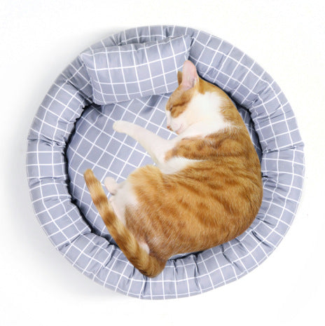 Cozy winter plaid round pet nest with pillow for cats and dogs - Grey