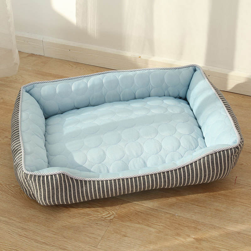Cozy Pet Nest Bed