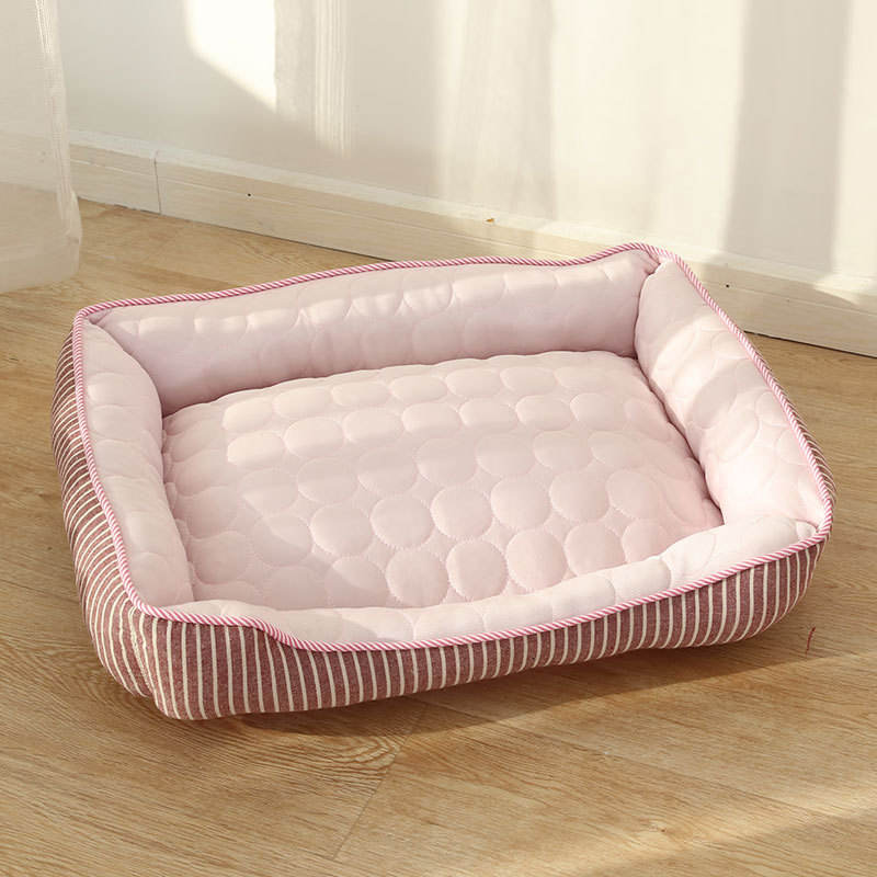 Cozy Pet Nest Bed