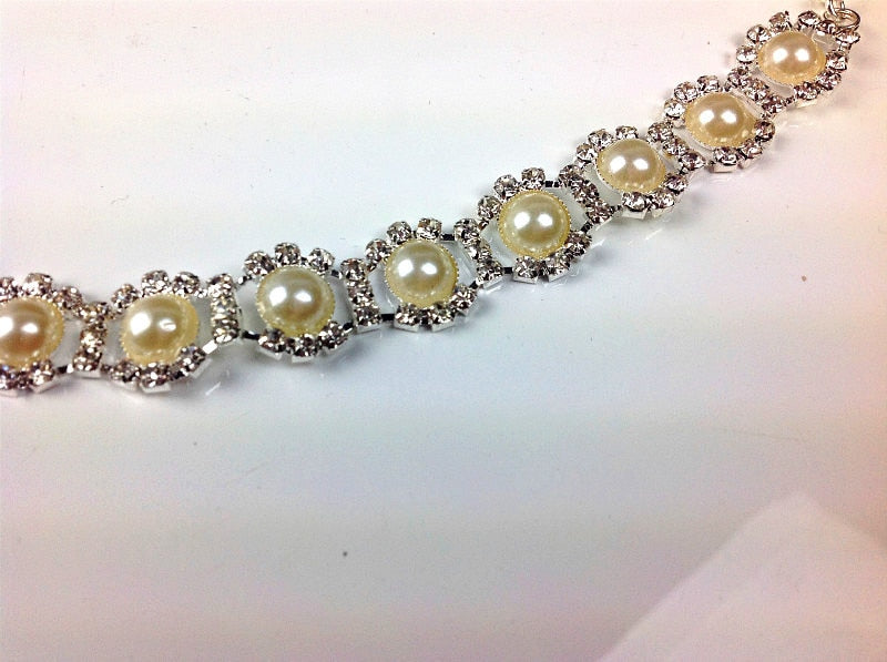 Cat Pearl Rhinestone Necklace Collar