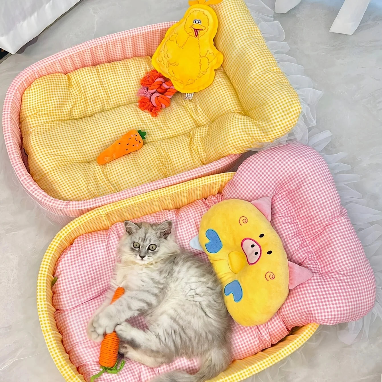 Princess Lace Pet Bed for Cats & Small Dogs